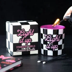 Strawberry & Vanilla Scented Checkered Candle
